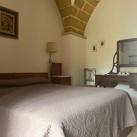 Masseria Sotto Le Stelle Provenzani Bed and Breakfast Casalabate Εξωτερικό φωτογραφία